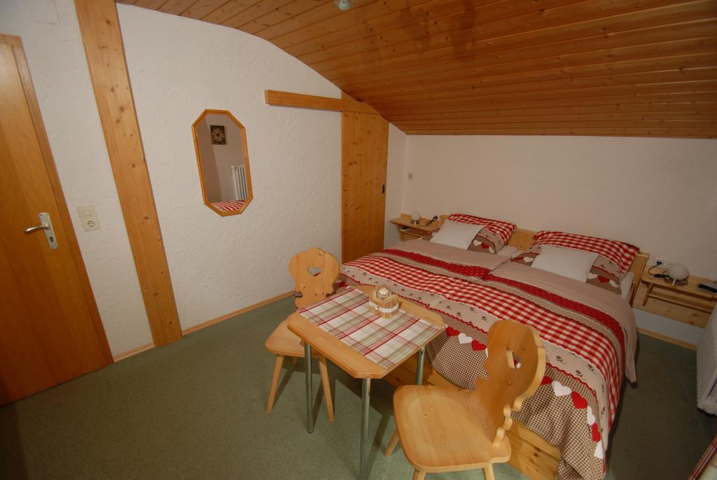Hotel Landhaus Bergleben Oberstdorf Habitación foto